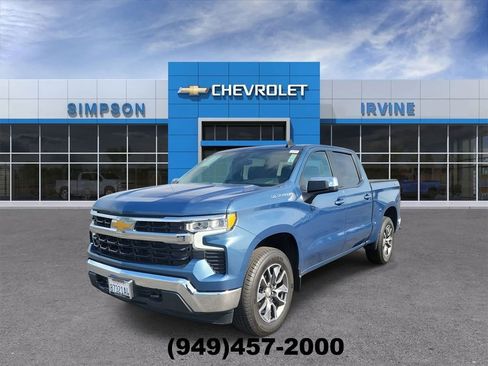 Used 2024 Chevrolet Silverado 1500 LT AWD/4WD image 4