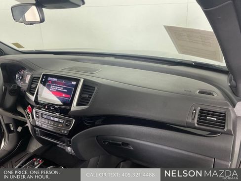 Used 2020 Honda Ridgeline Black Edition image 34