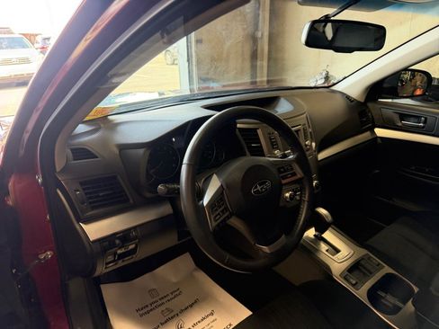 Used 2014 Subaru Legacy 2.5i Premium AWD/4WD image 34