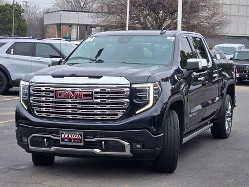 Used 2024 GMC Sierra 1500 Denali image 4