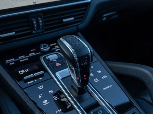 Certified 2023 Porsche Cayenne S image 30