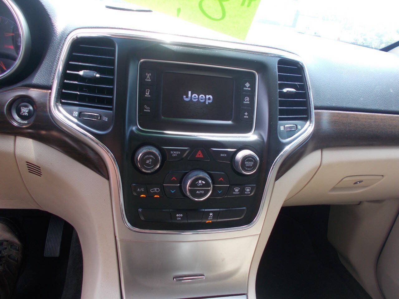 Used 2015 Jeep Grand Cherokee Laredo RWD image 14