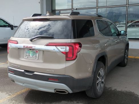Certified 2023 GMC Acadia SLE w/ Driver Convenience Package AWD/4WD image 3