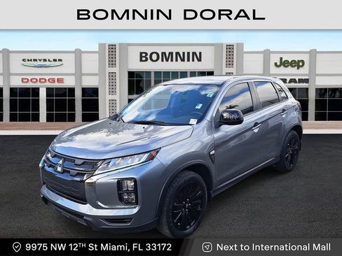 Used 2022 Mitsubishi Outlander Sport SE image 1