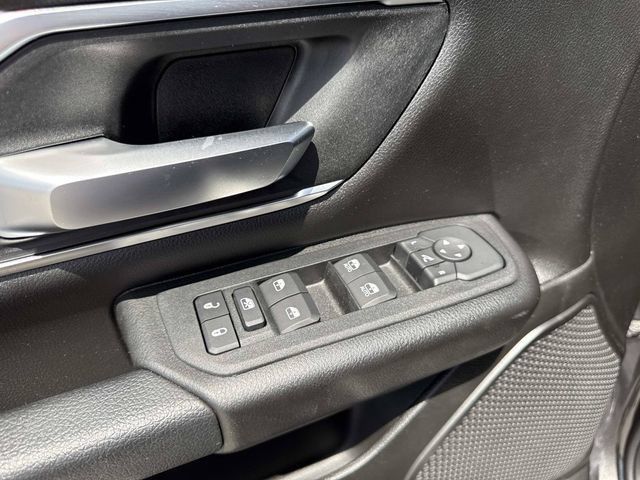 Used 2025 RAM 1500 Big Horn AWD/4WD image 18