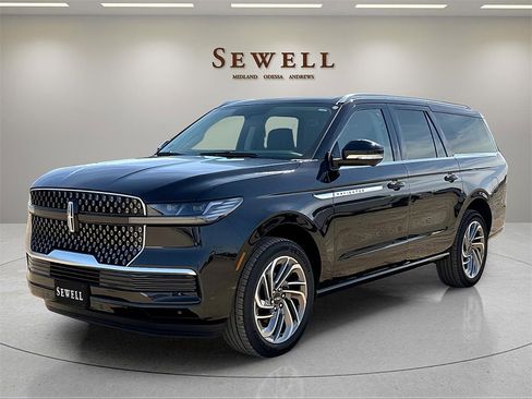 New 2026 Lincoln Navigator L Reserve image 1