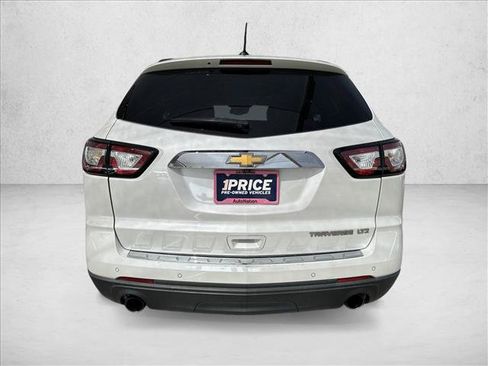 Used 2016 Chevrolet Traverse LTZ FWD image 4