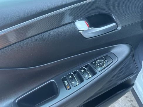 Used 2023 Hyundai Santa Fe SEL image 10