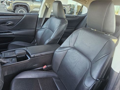 Used 2020 Lexus ES 350 w/ Accessory Package 2 FWD image 24
