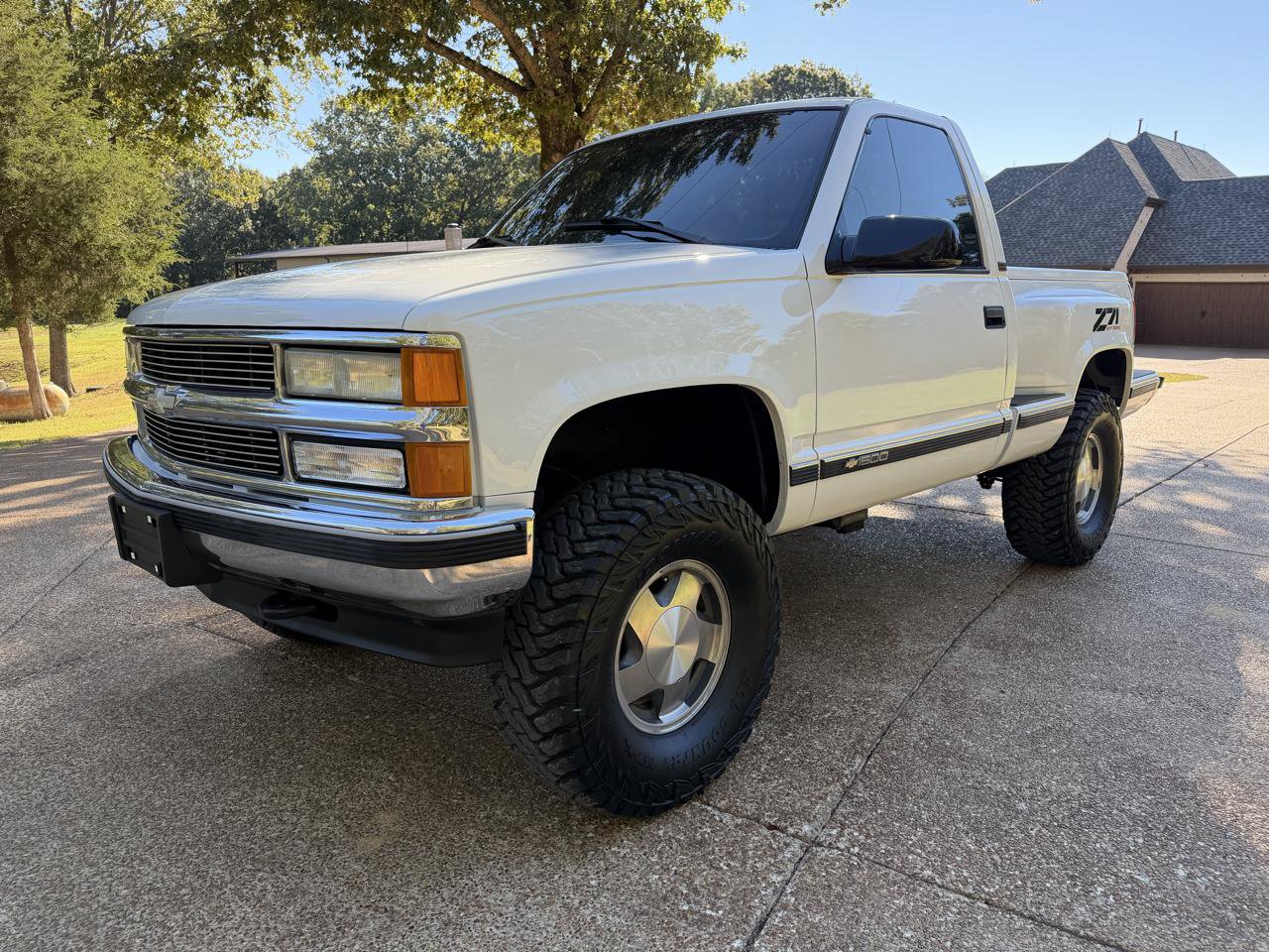 Used 1997 Chevrolet Silverado 1500 4x4 Regular Cab w/ Preferred Equipment Group 2 image 8