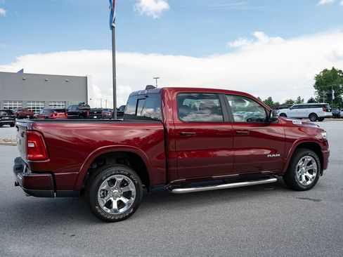 Used 2025 RAM 1500 Big Horn AWD/4WD image 10