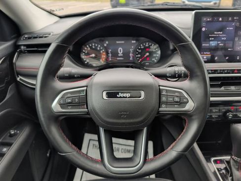Used 2022 Jeep Compass Trailhawk w/ Sun and Sound Group AWD/4WD image 21