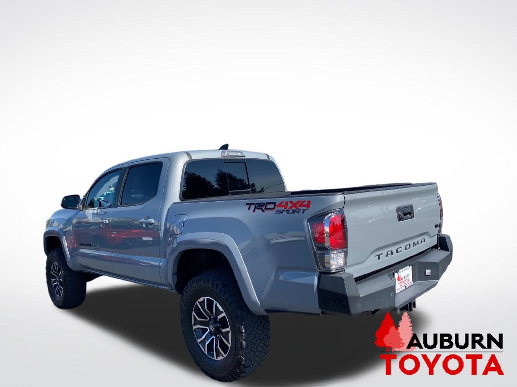 Used 2020 Toyota Tacoma TRD Sport w/ TRD Premium Sport Package AWD/4WD image 7
