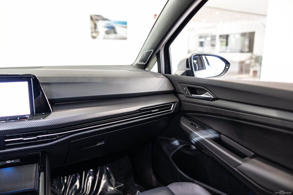 Used 2024 Volkswagen Golf R AWD/4WD image 38