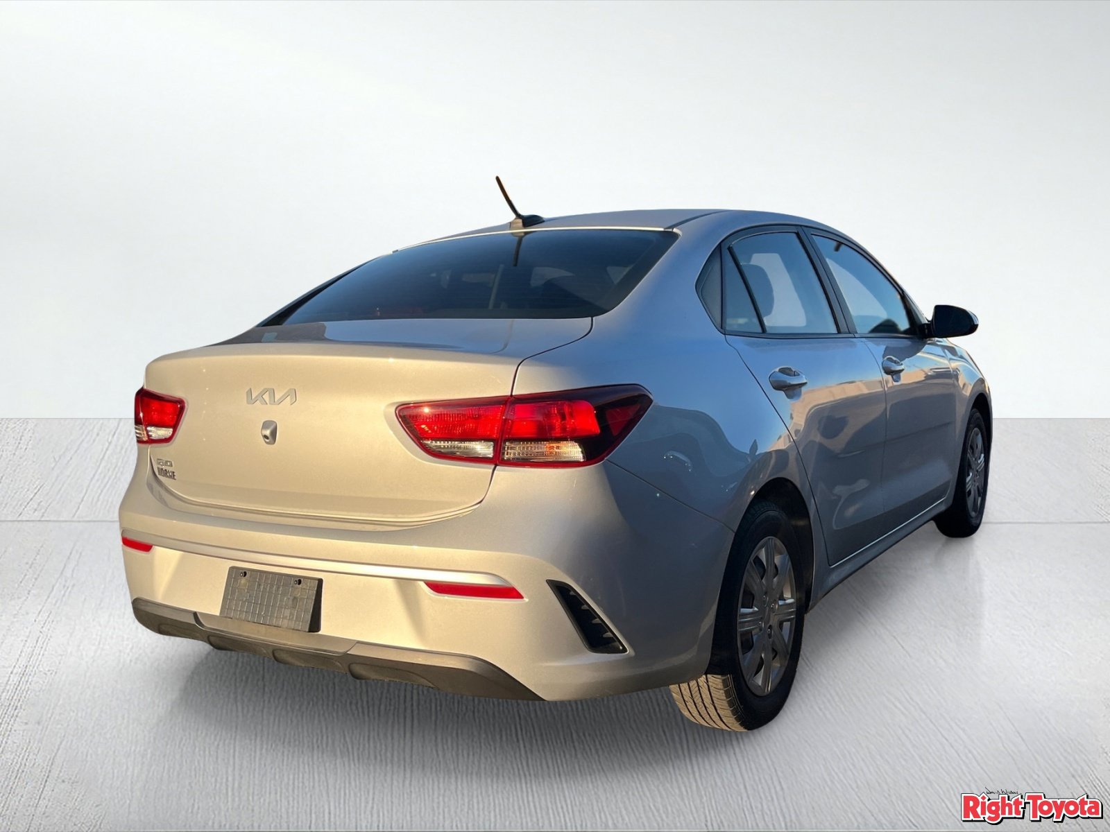 Used 2023 Kia Rio S FWD image 4