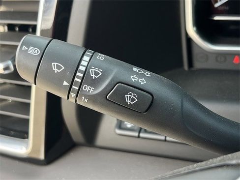 Used 2024 GMC Sierra 3500 Denali w/ Denali Reserve Package image 23