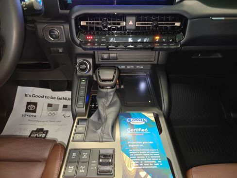 Used 2025 Toyota Land Cruiser w/ Premium Package image 31