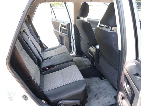 Used 2014 Toyota 4Runner SR5 RWD image 21