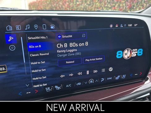 Used 2024 Chevrolet Traverse RS w/ LPO, Floor Liner Package image 34