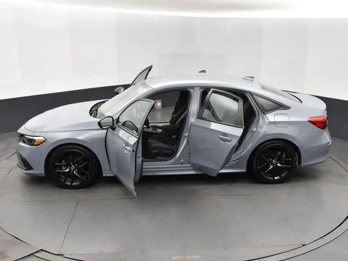 Used 2024 Honda Civic Sport image 7