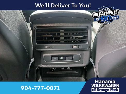 Used 2021 Audi Q7 2.0T Premium w/ Convenience Package AWD/4WD image 17