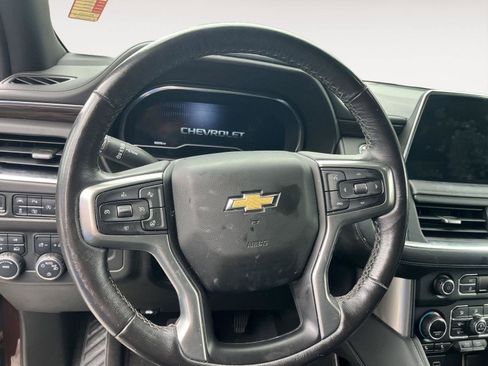 Used 2022 Chevrolet Tahoe LT w/ Luxury Package AWD/4WD image 16