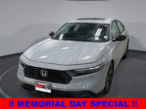 Used 2023 Honda Accord Sport image 1
