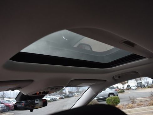 New 2026 Chevrolet Trax LT w/ Sunroof Package image 17