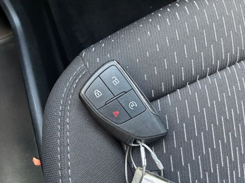 Used 2025 Chevrolet Equinox LT image 22