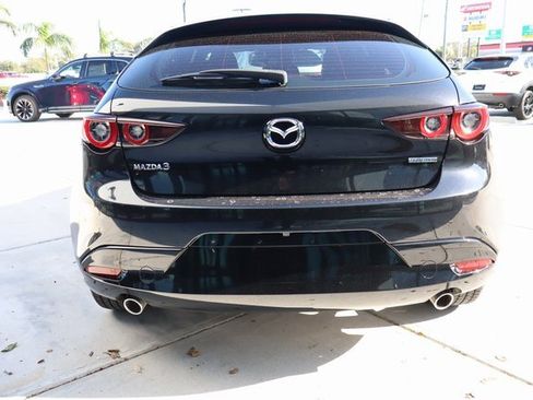 Used 2024 MAZDA MAZDA3 s image 5