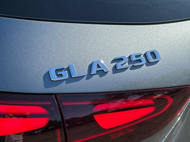 Certified 2026 Mercedes-Benz GLA 250 image 34