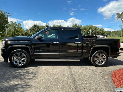 Used 2017 GMC Sierra 1500 Denali w/ Denali Ultimate Package AWD/4WD image 15