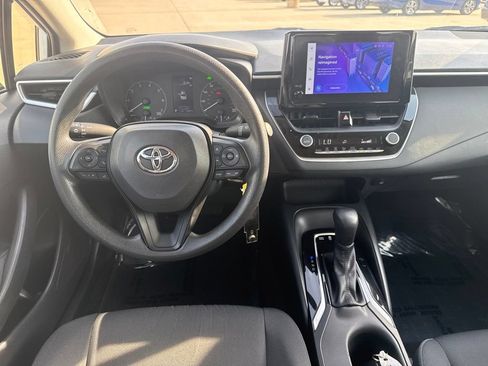 Used 2024 Toyota Corolla LE AWD/4WD image 10