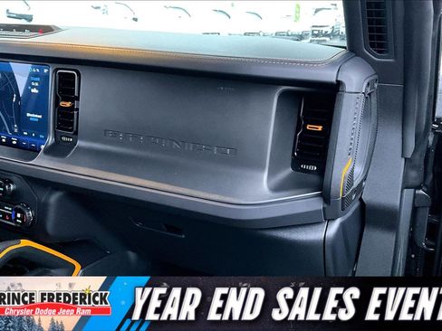 Used 2024 Ford Bronco Badlands image 13