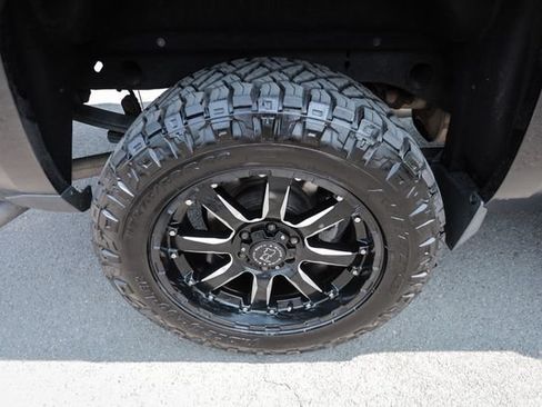 Used 2016 Chevrolet Silverado 1500 LTZ Z71 w/ LTZ Plus Package AWD/4WD image 36
