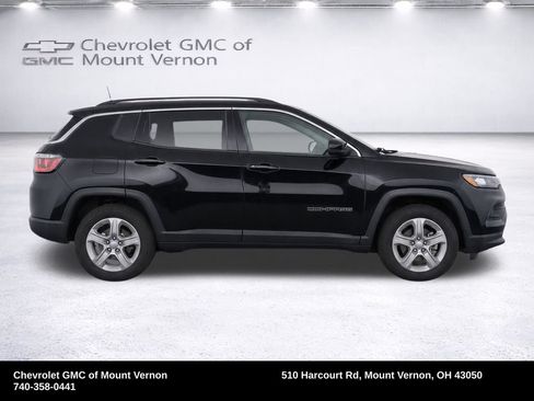 Used 2024 Jeep Compass Latitude AWD/4WD image 53