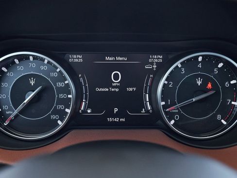 Used 2022 Maserati Levante Modena image 42