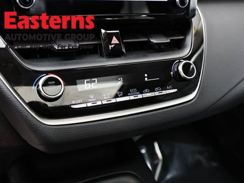 Used 2020 Toyota Corolla LE w/ LE Premium Package FWD image 20