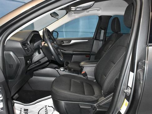 Used 2025 Ford Escape Active AWD/4WD image 6