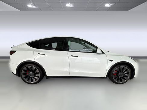 Used 2021 Tesla Model Y Performance AWD/4WD image 7