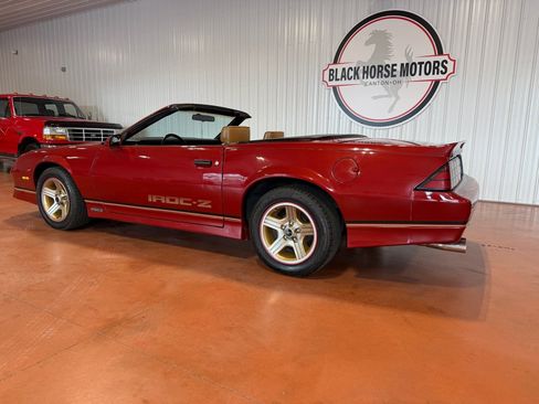 Used 1988 Chevrolet Camaro LT RWD image 12