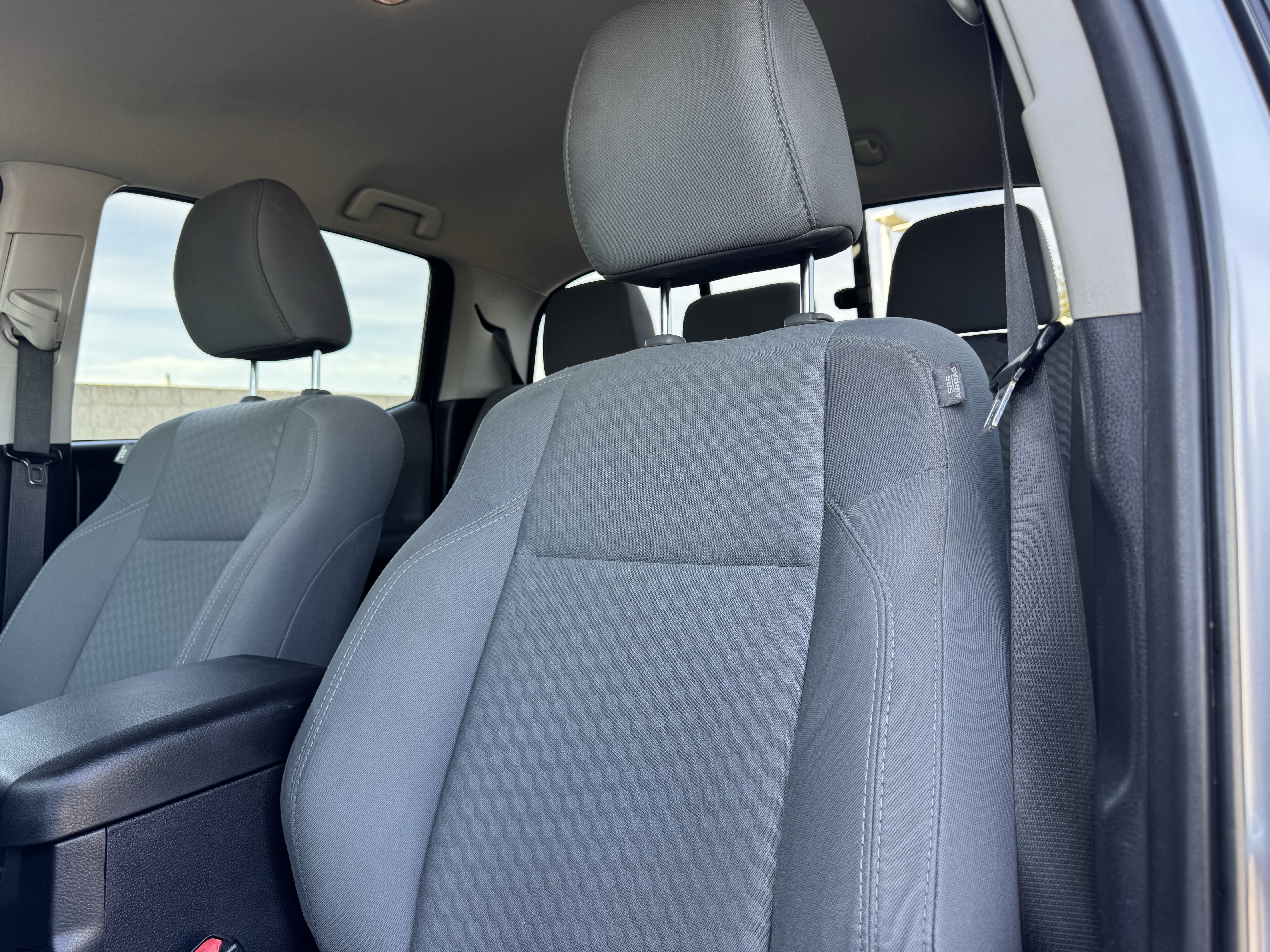 Used 2021 Toyota Tacoma SR AWD/4WD image 13