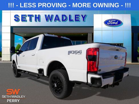 New 2026 Ford F250 Lariat w/ Black Appearance Package image 7