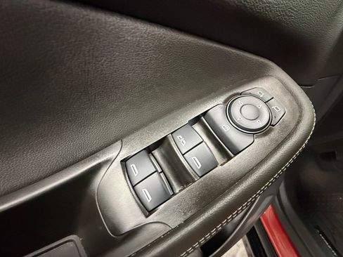 Used 2024 Buick Encore GX Sport Touring AWD/4WD image 22