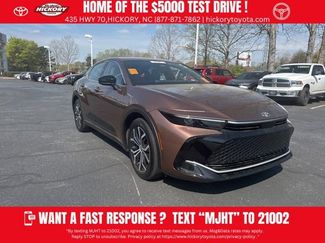 Used 2026 Toyota Crown XLE video 1