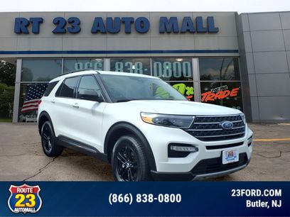 Certified 2022 Ford Explorer XLT w/ Equipment Group 202A