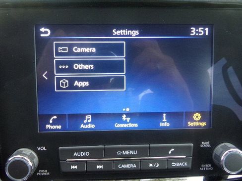 Used 2024 Nissan Frontier SV image 27