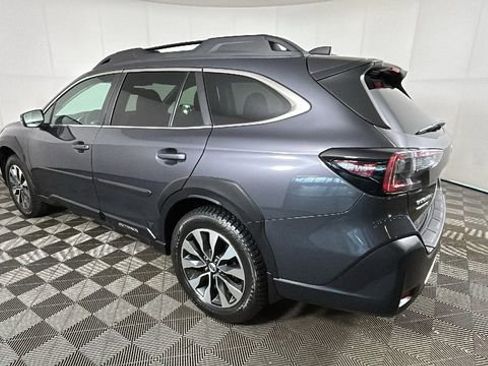 Used 2023 Subaru Outback Limited AWD/4WD image 5