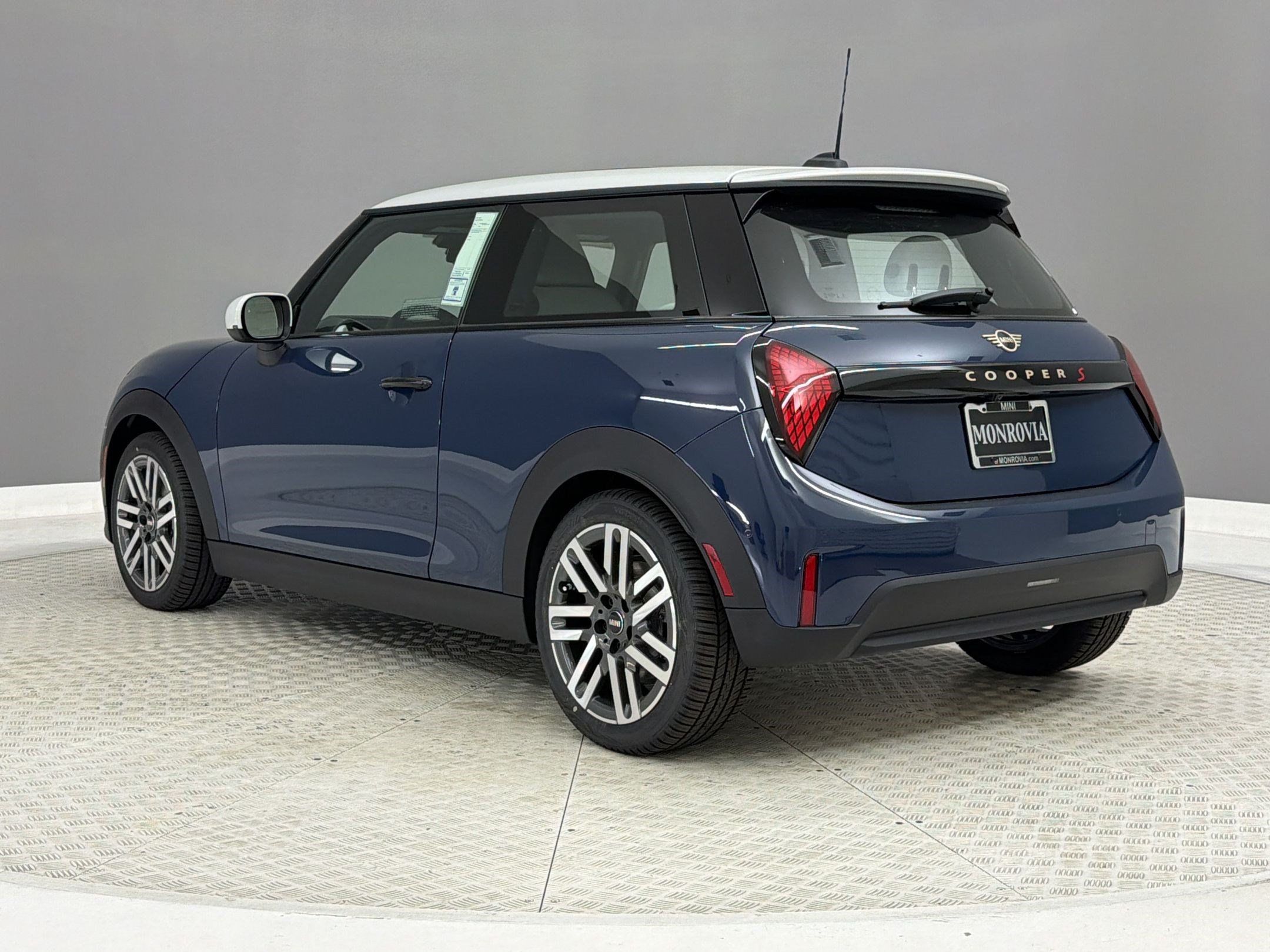 New 2026 MINI Cooper S FWD image 3