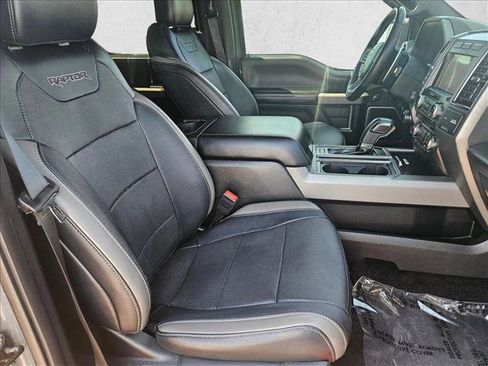 Used 2018 Ford F150 Raptor w/ Equipment Group 802A Luxury AWD/4WD image 22